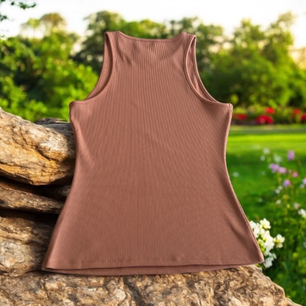 WHBM Forme Ribbed Stretch Tank - Picture 6 of 12